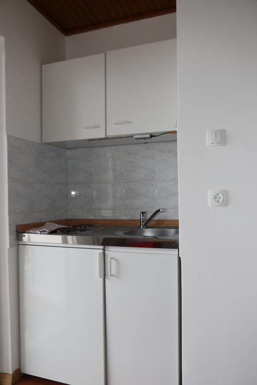Apartmani Villa Christina Icici Luaran gambar